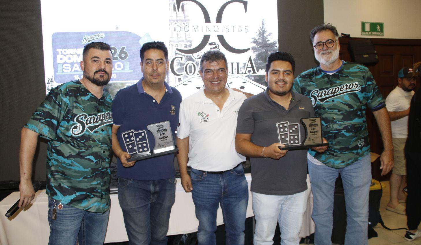 Jorge Lecuna y José Luis Monroy, 1er lugar categoría pareja fija.