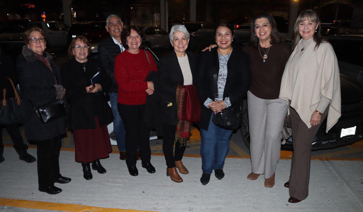 Rosario Galván, Tere Cardona, Marco Siller, Tere de Siller, Susana Viesca, Martha Rivera, Alicia Tueme y Margarita Ordoñez.