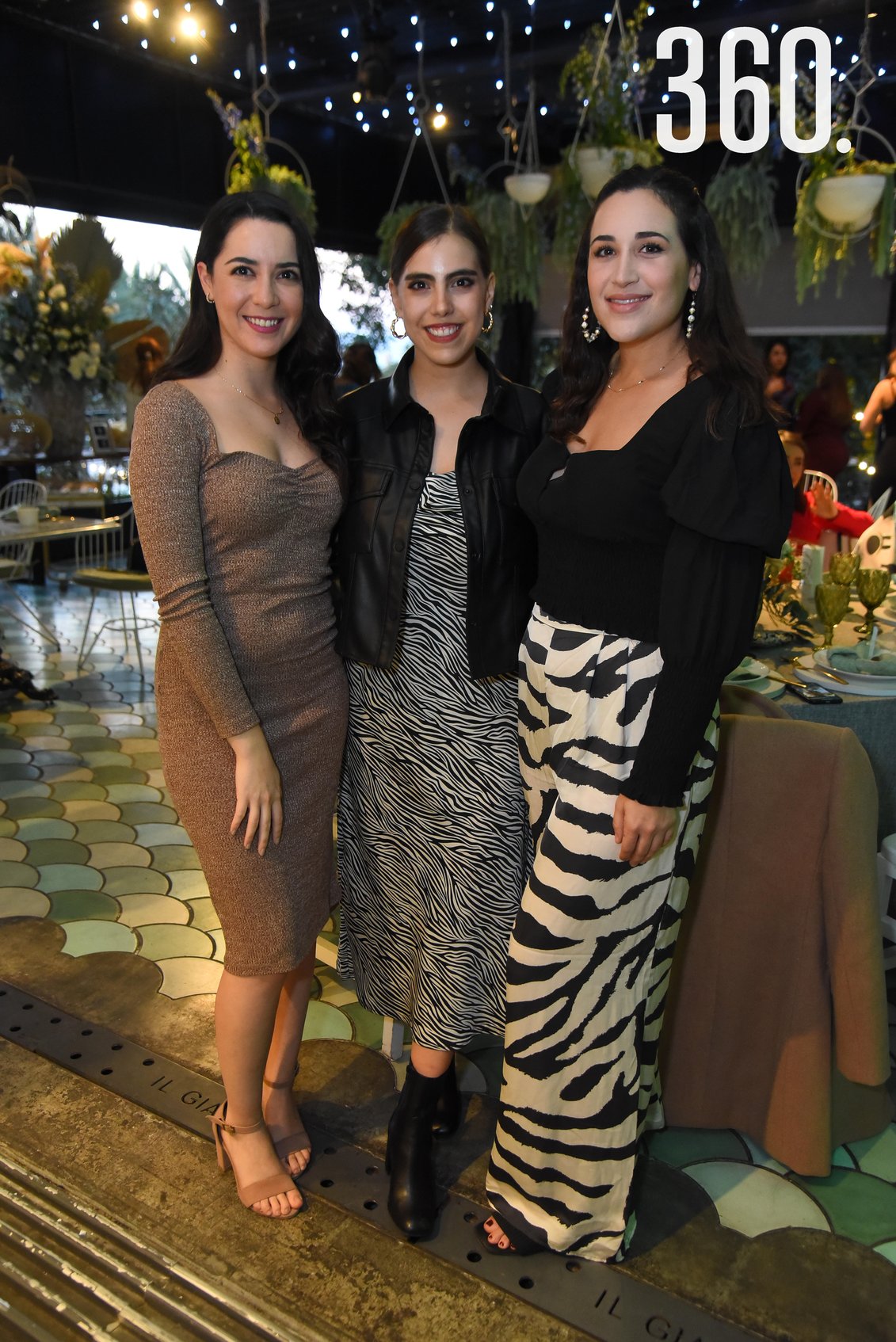 Isabel Garza, Jessica Recio y Anilú Oyervides.