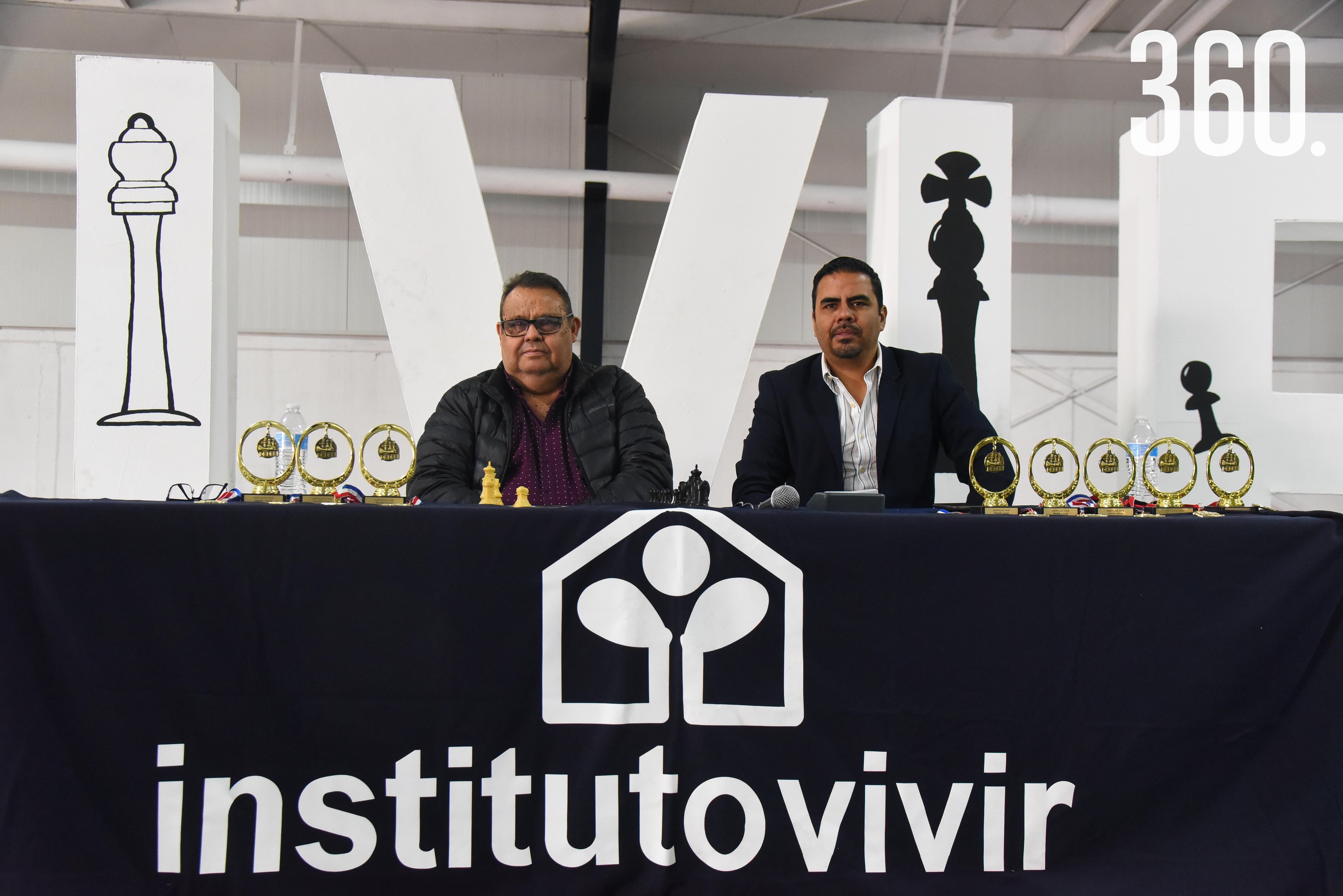 Carlos Gutiérrez Yañez y Yeudel Ortega Vázquez, jueces invitados.