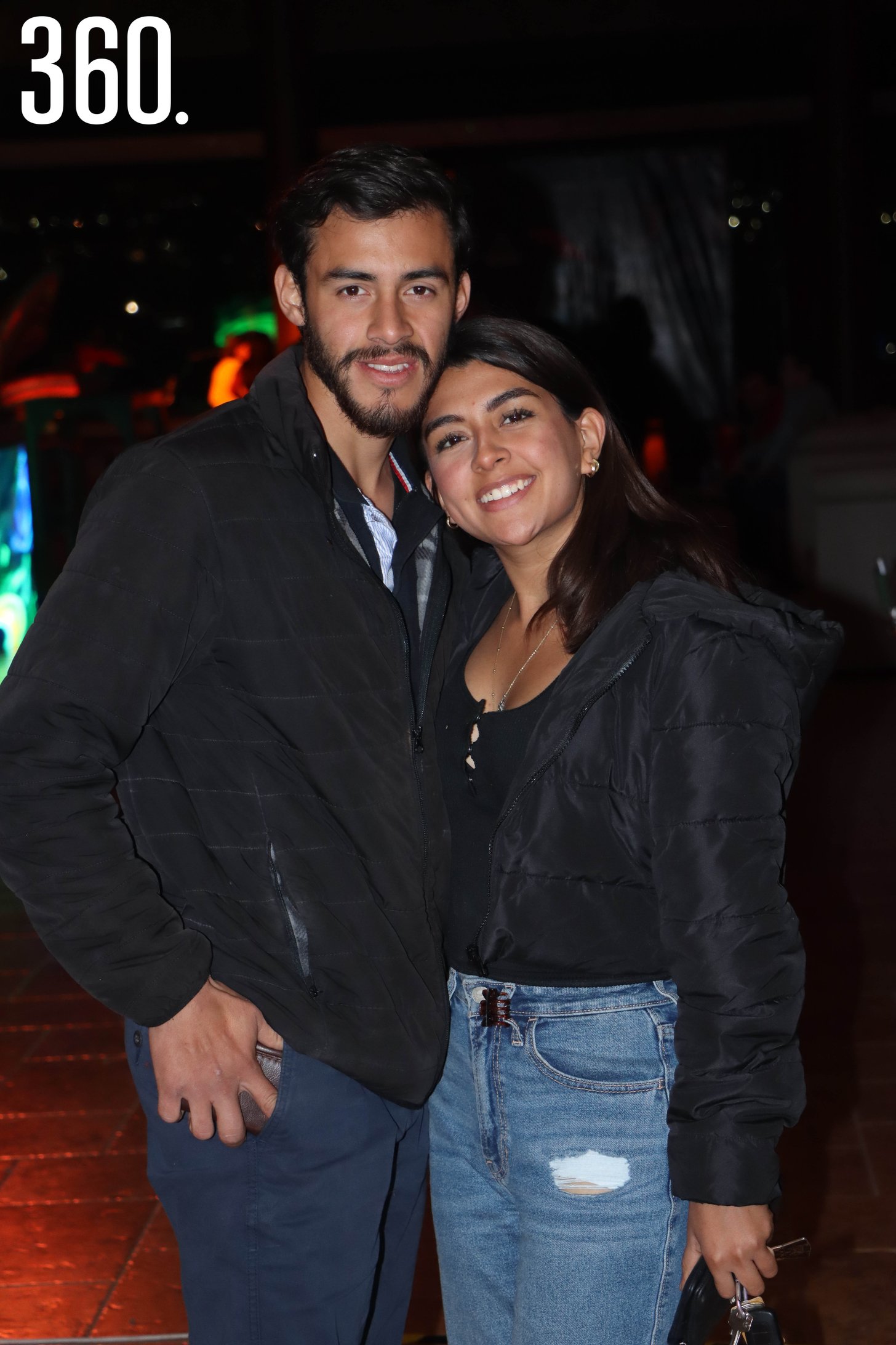 Rodrigo Castro y Roxana Hernández.