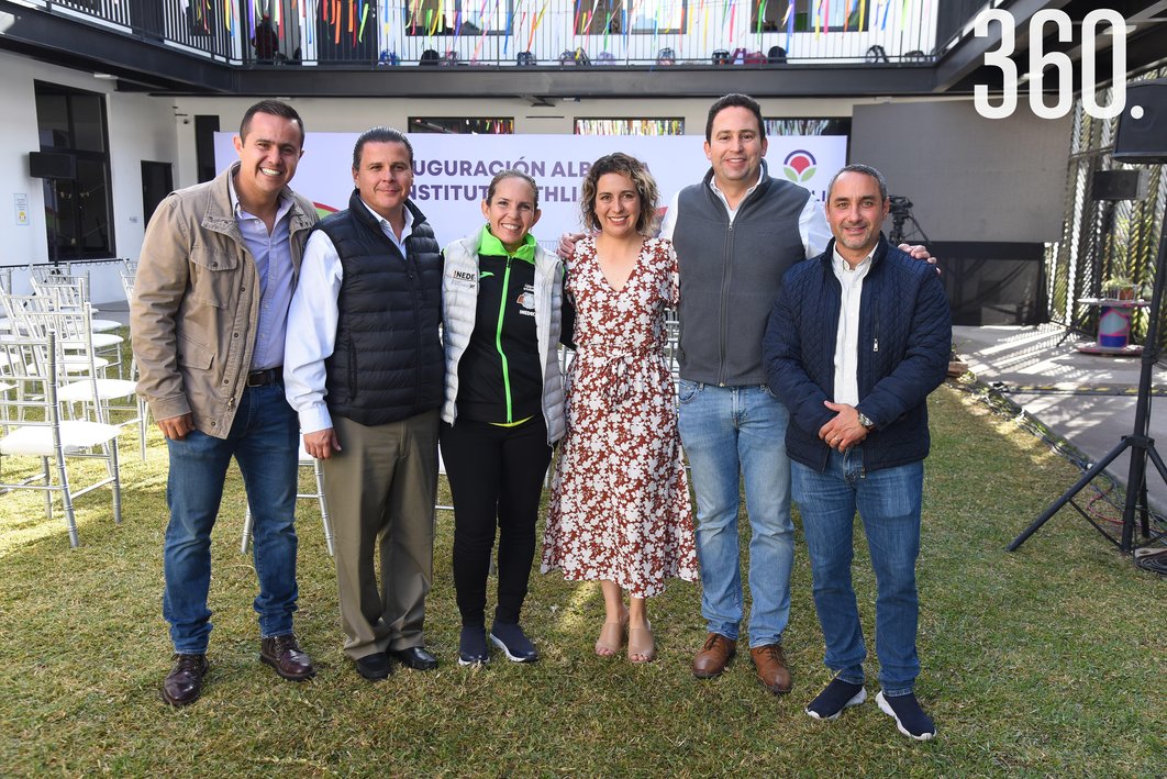 Gina Cervantes, Javier Díaz, Aníbal Soberón, Antonio Cepeda, Alina Garza y César Moreno.