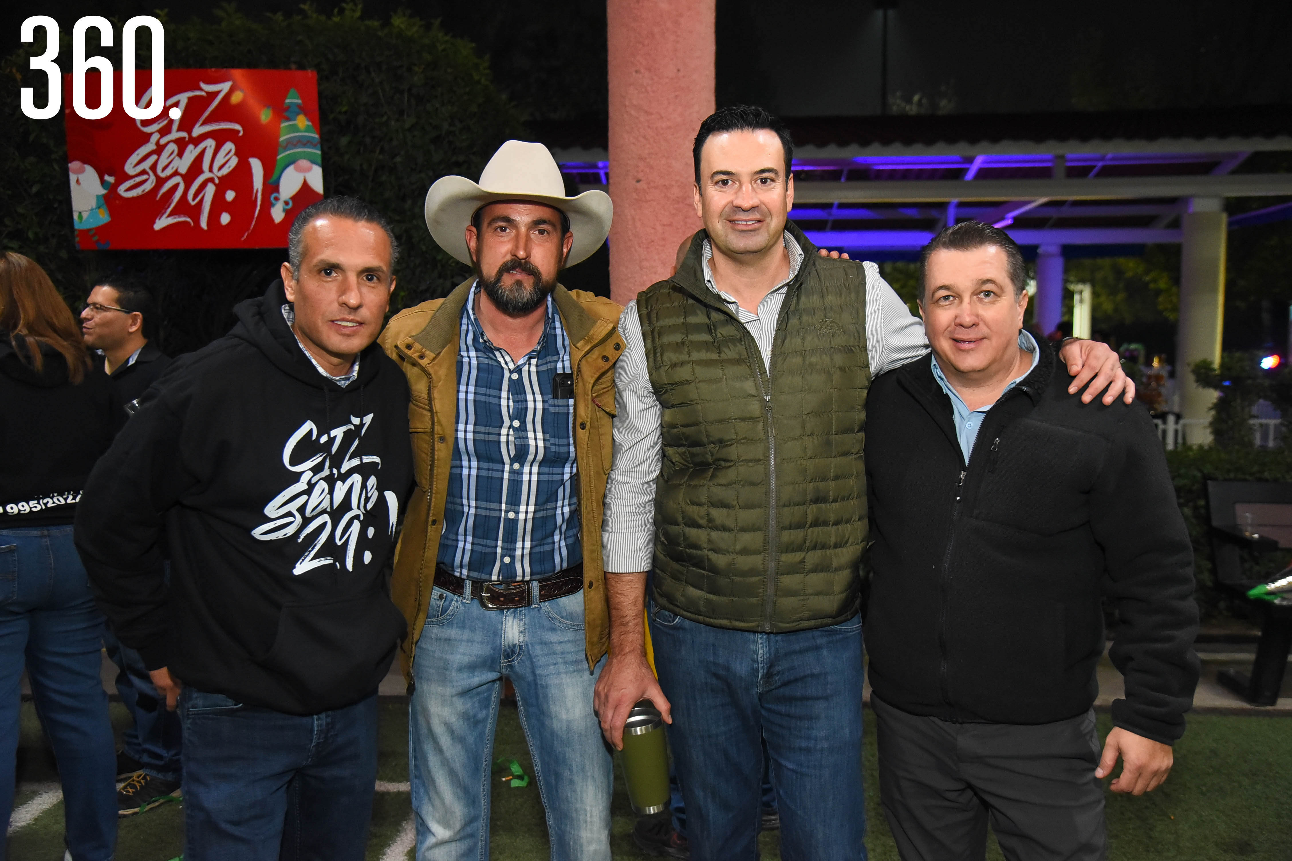 Armando Flores, Marcos Recio, Rodolfo Aguirre y José Luis Cárdenas.