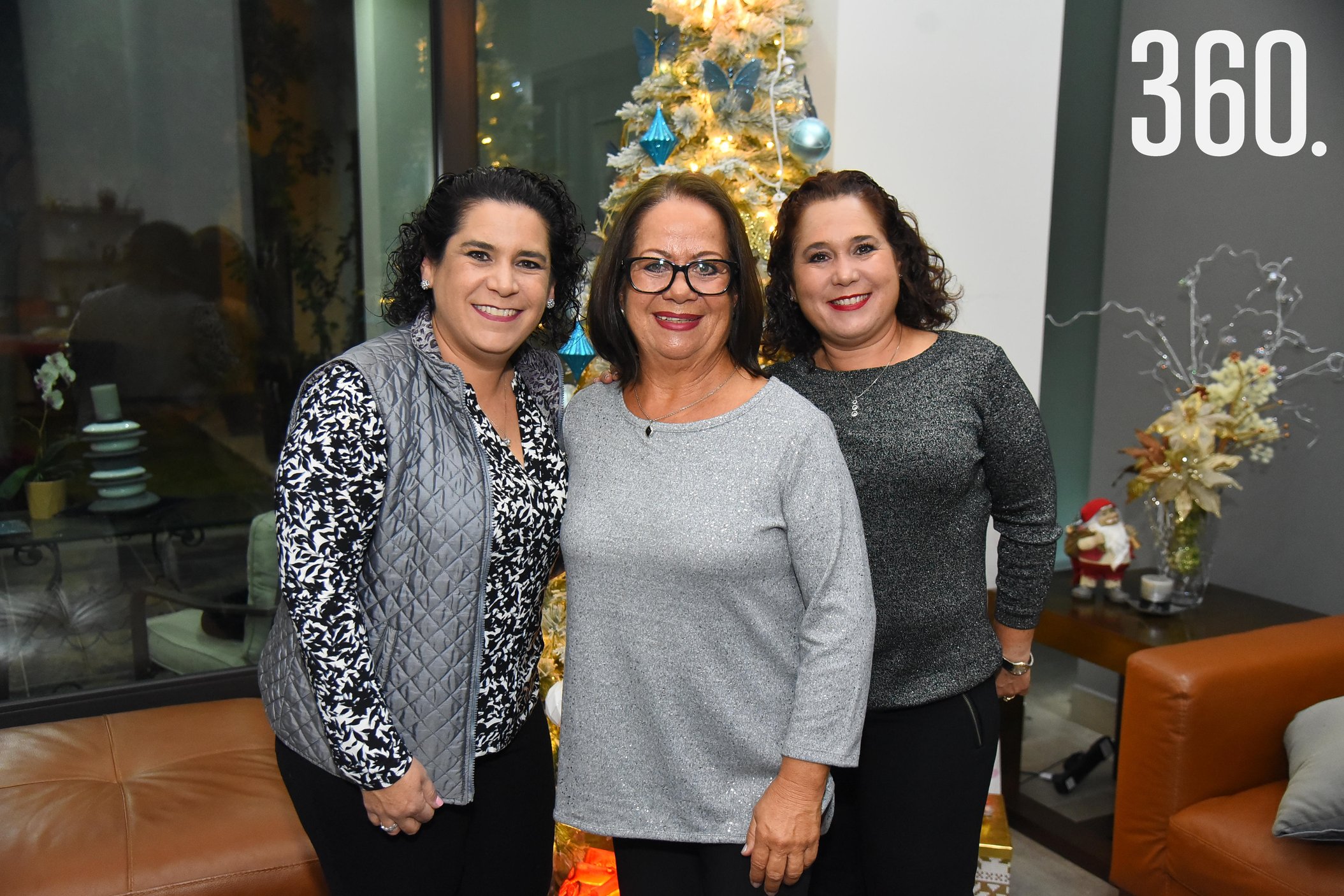 Alejandra González, Rebeca Bonilla y Marcela González.