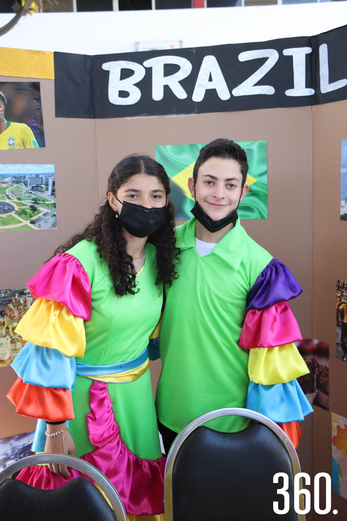 Tamara Garza y Octavio de Nigris representando Brasil.