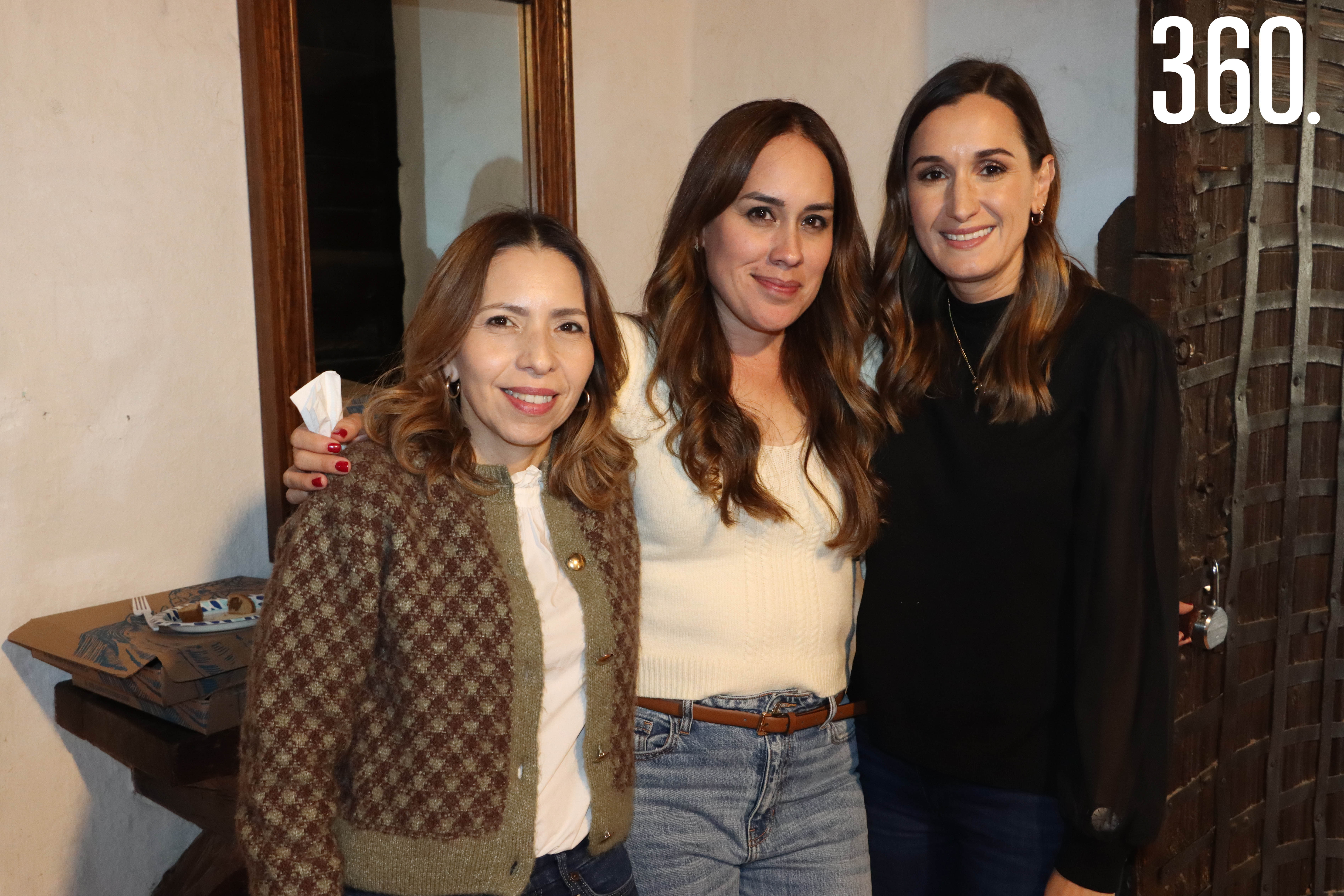 Gaby Silva, Ana Lucía Lara y Mae García.