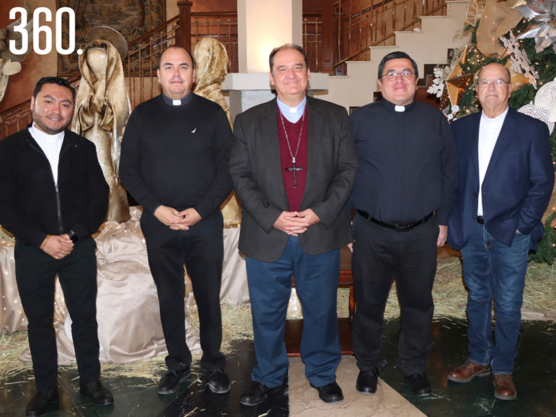 Padre Elí Rodríguez, Padre Luis Fernando Morales, Monseñor Hilario González, Padre Tomás Ramos y Padre Héctor García.