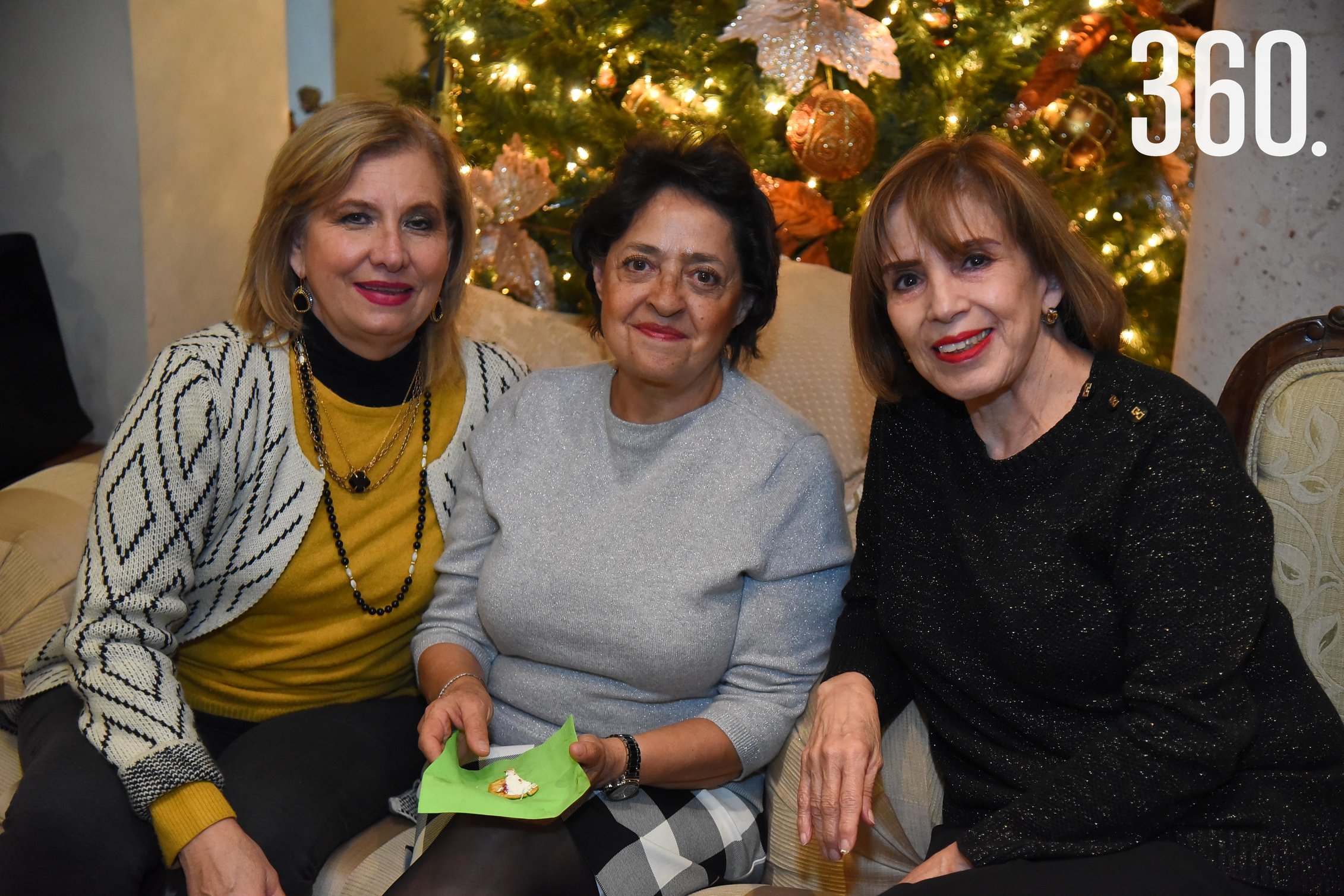 Mari Carmen Teran, Patricia Mariscal y Mene González.
