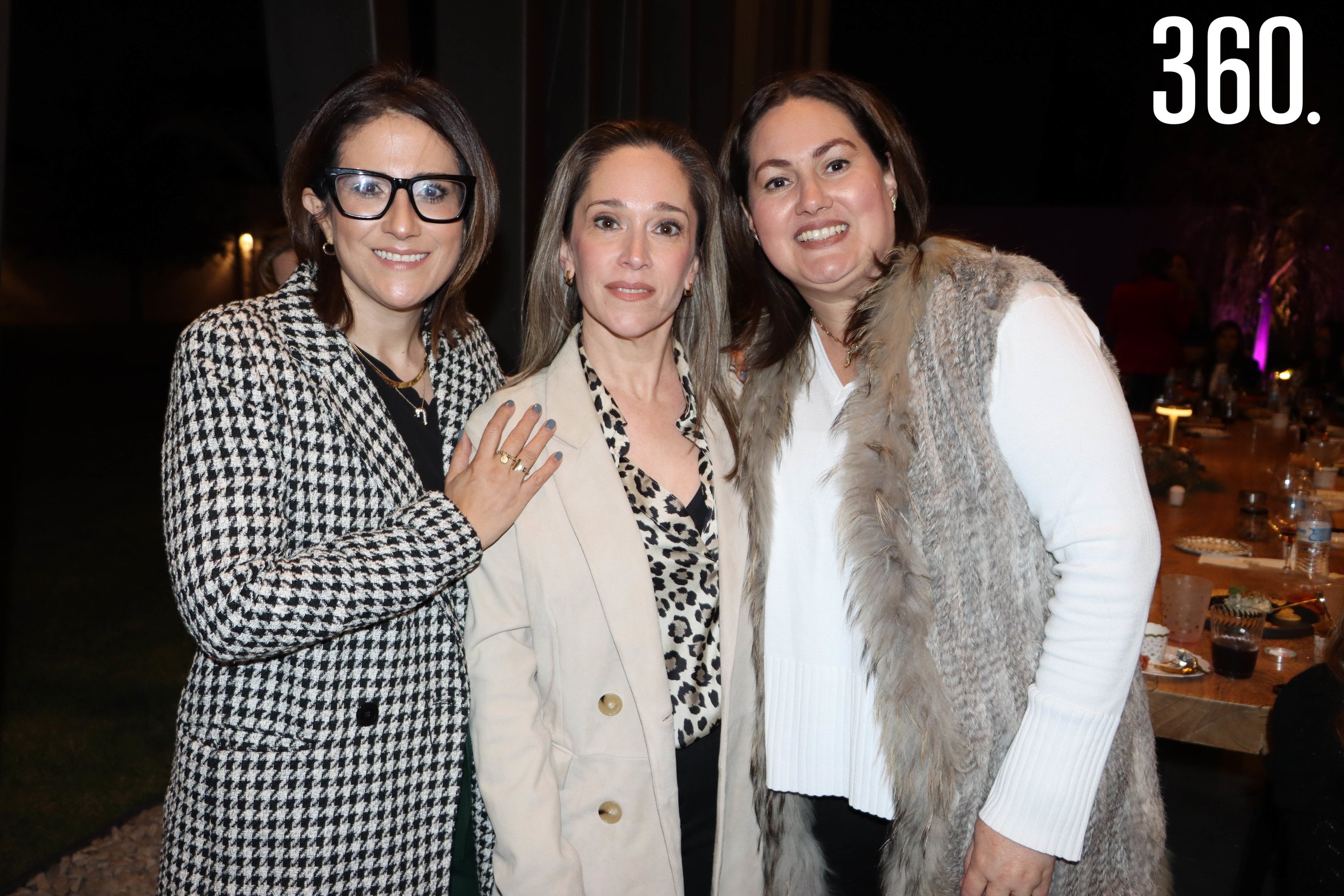 Luly Gutiérrez, Ana Lucía Galán y Teresita Villarreal.