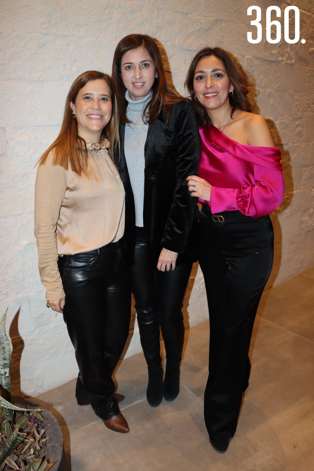 Nancy Álvarez, Magda Villarreal y Paola González.