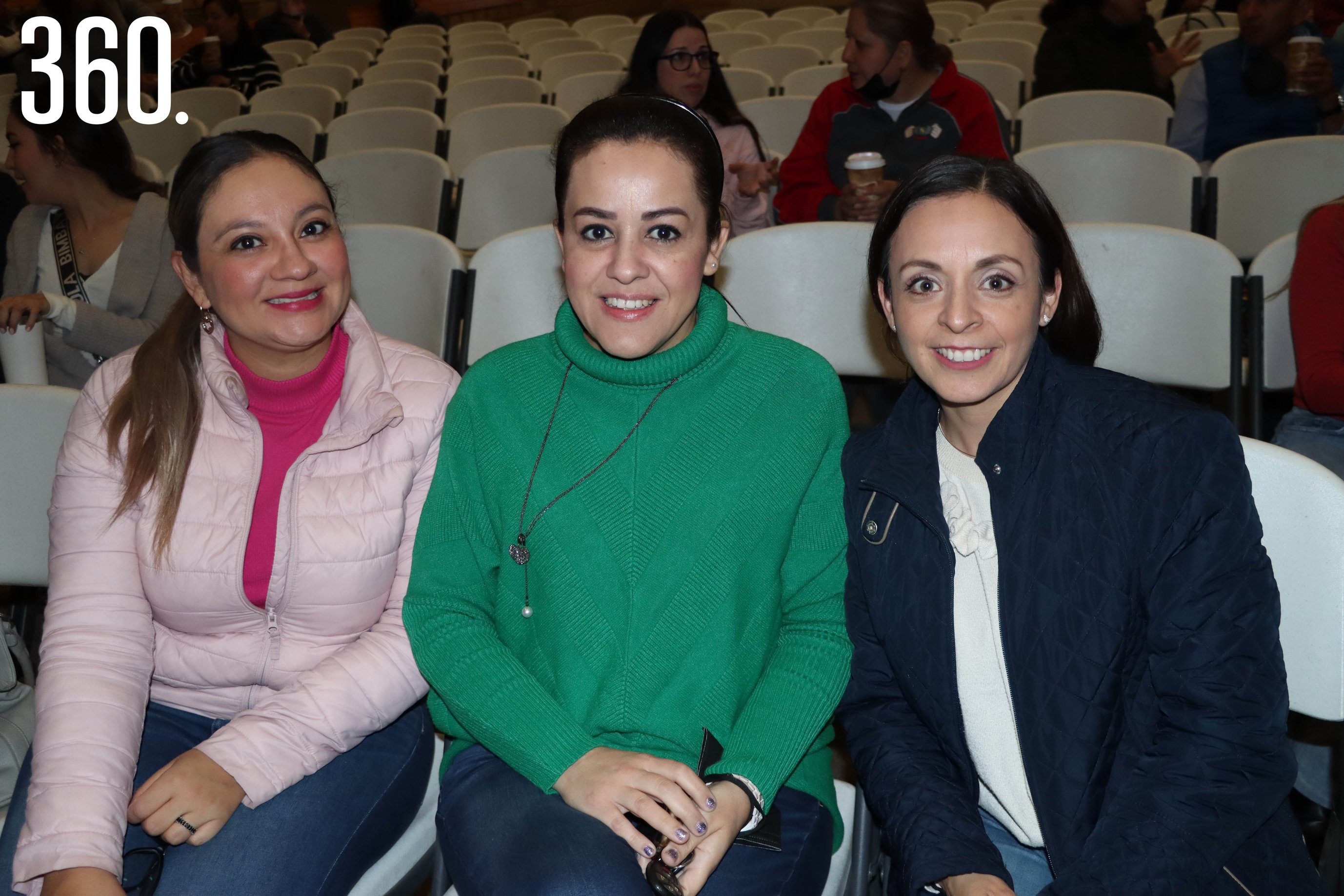 Marisol Cisneros, Mariela Berlanga y Sol Gómez.