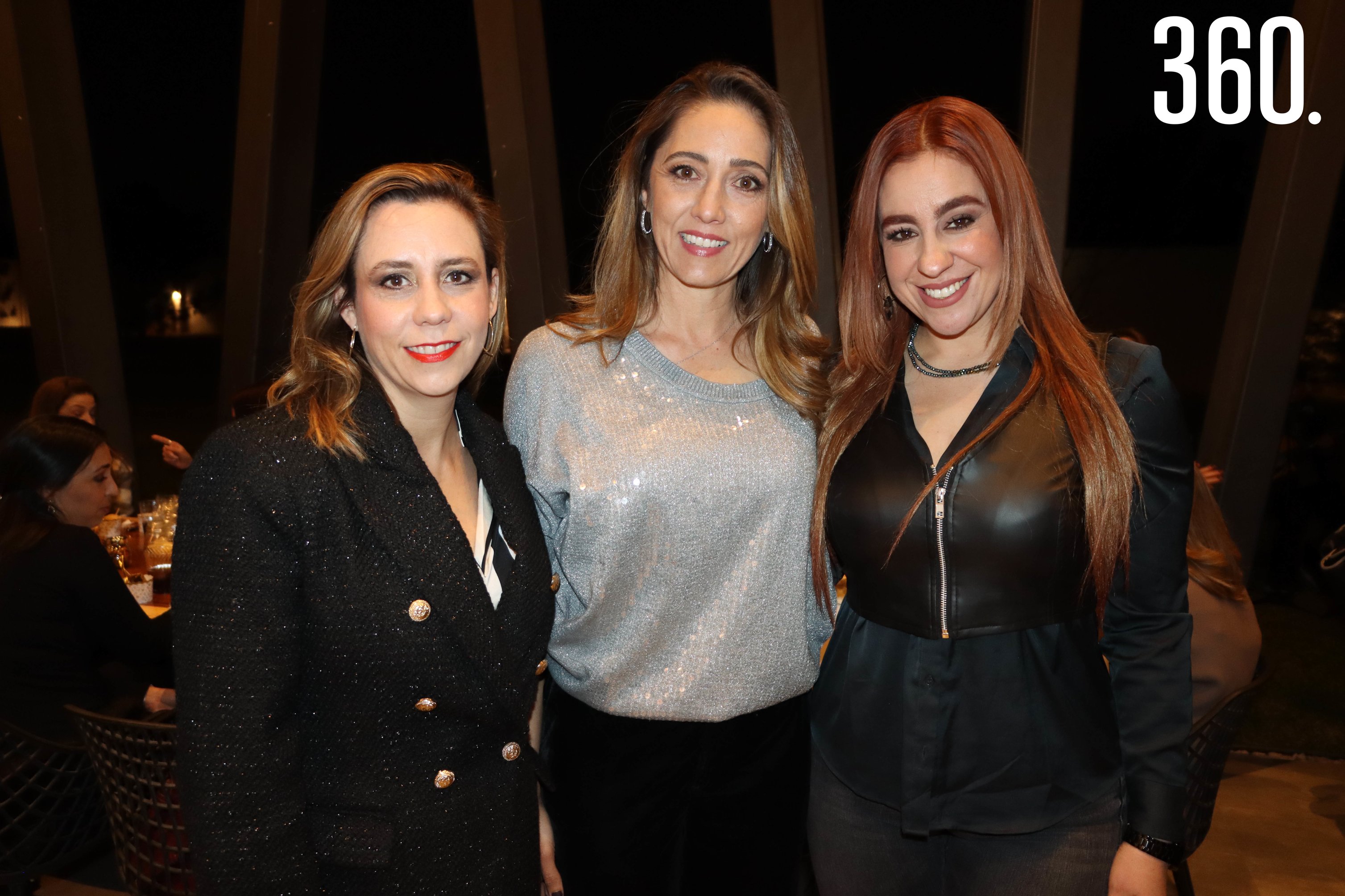 Karina Cardona, Laura Flores y Gina Garza.