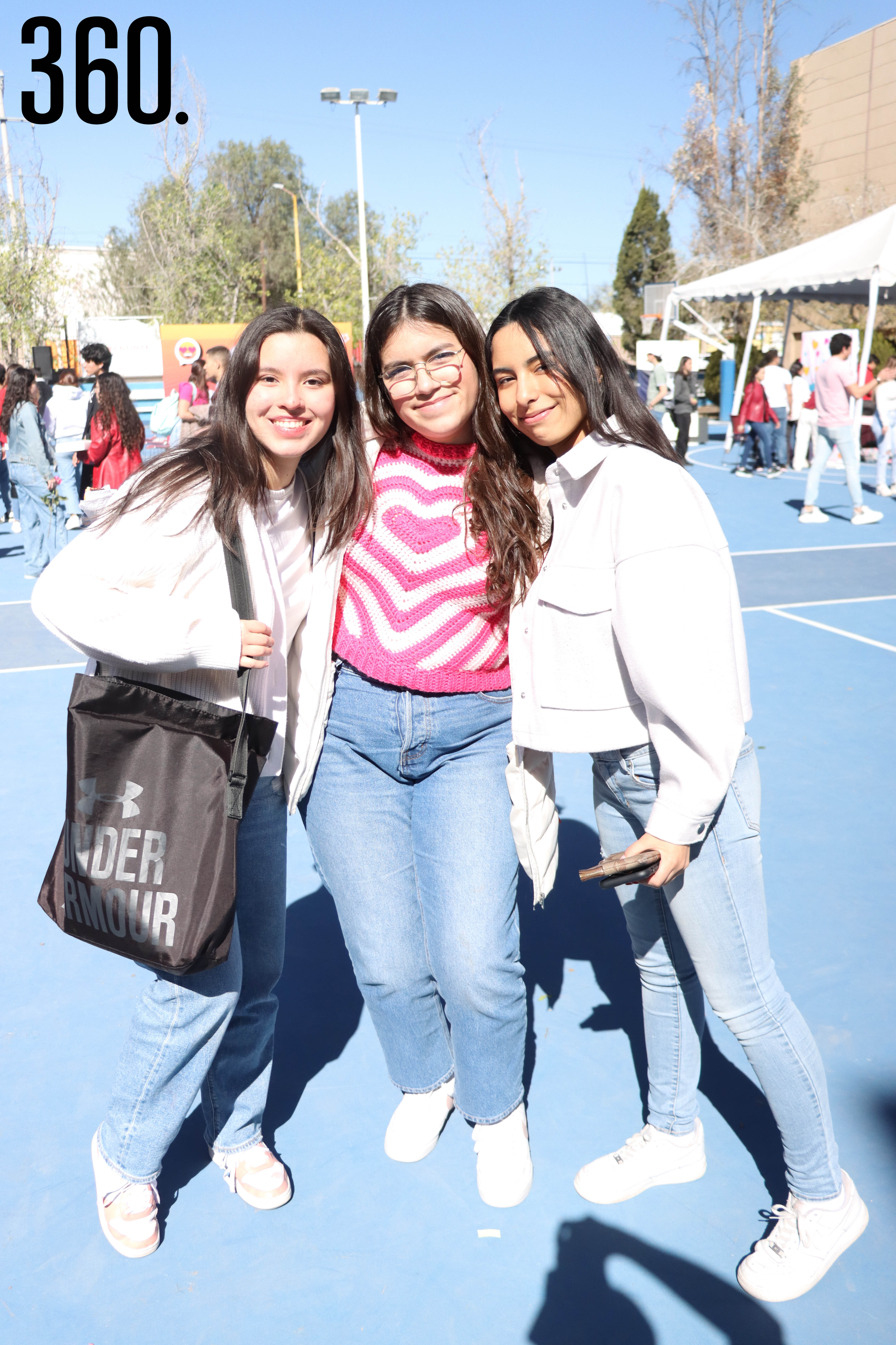 Viviana Reyes, Ana Cristina Treviño y Ana Sofía Flores.