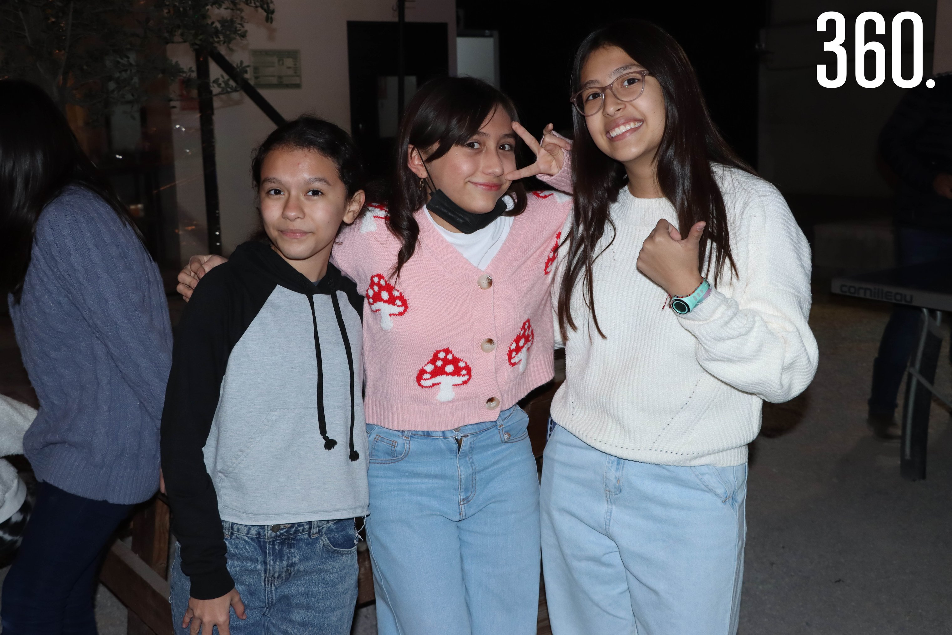 Regina Pompa, Ivanna Carrillo y Helia Pérez.