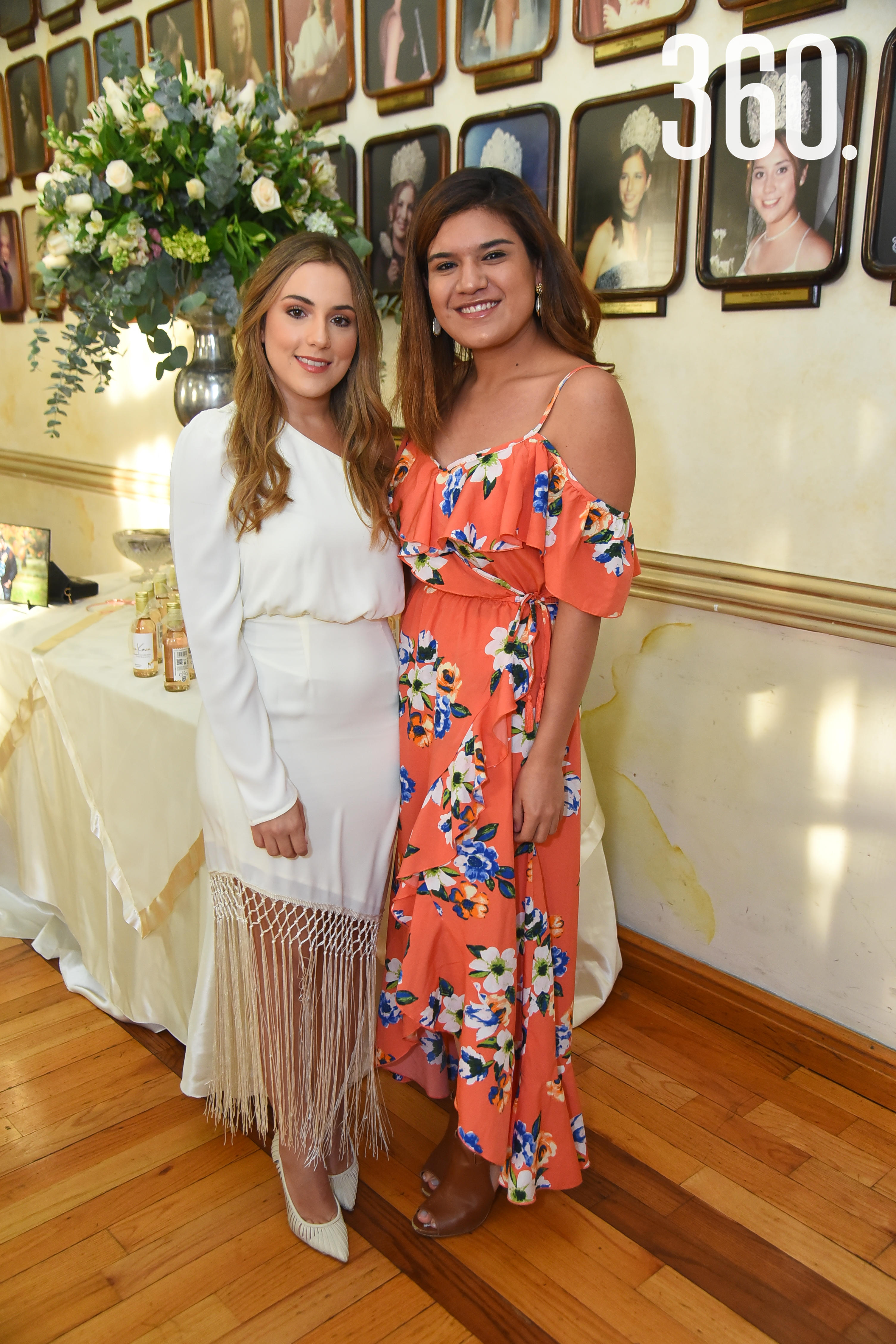 Ana Karen Salinas Ramos y Grecia Contreras.