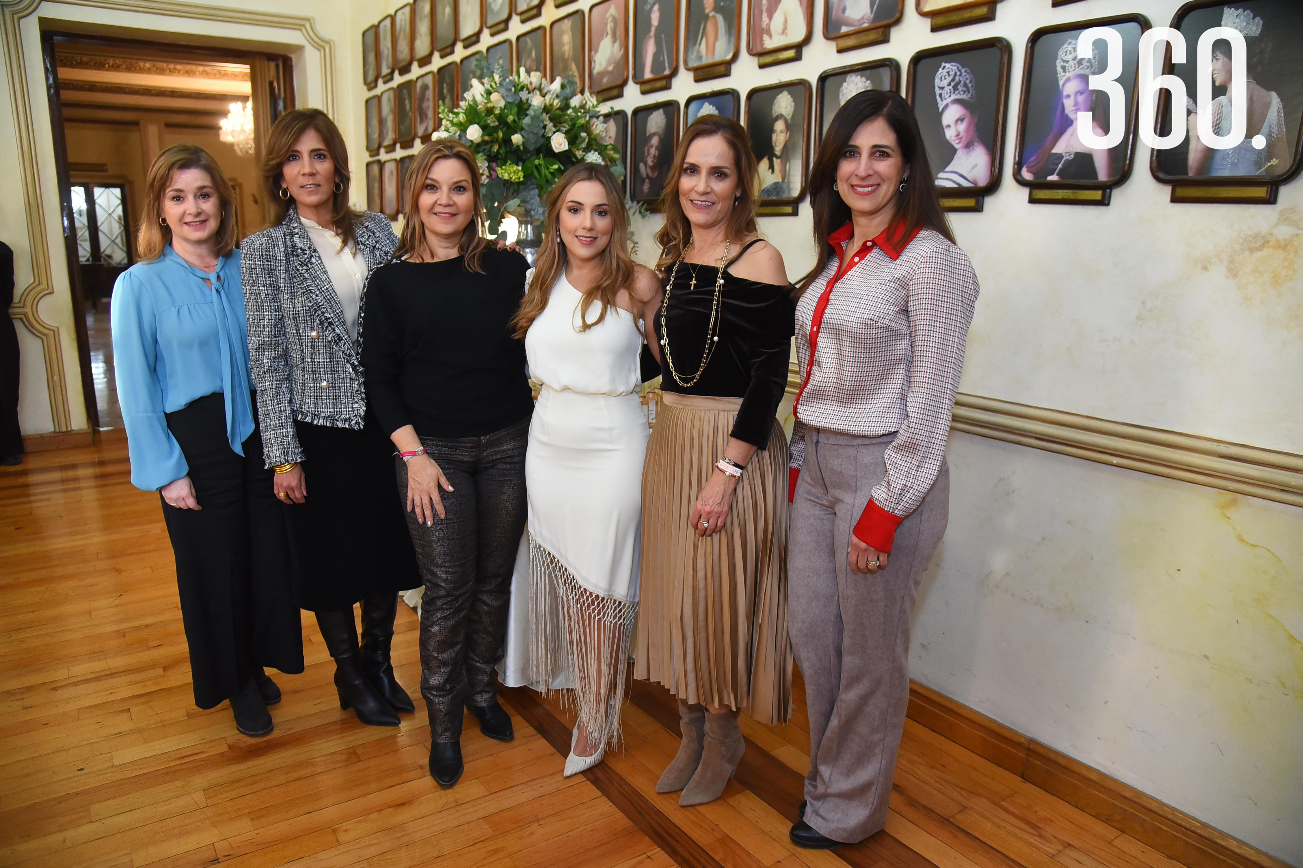 Patricia Cárdenas, Gabriela Guerra de Ramos, Lolita Flores, Ana Karen Salinas Ramos, Queta Ramos y Beatriz Garza.