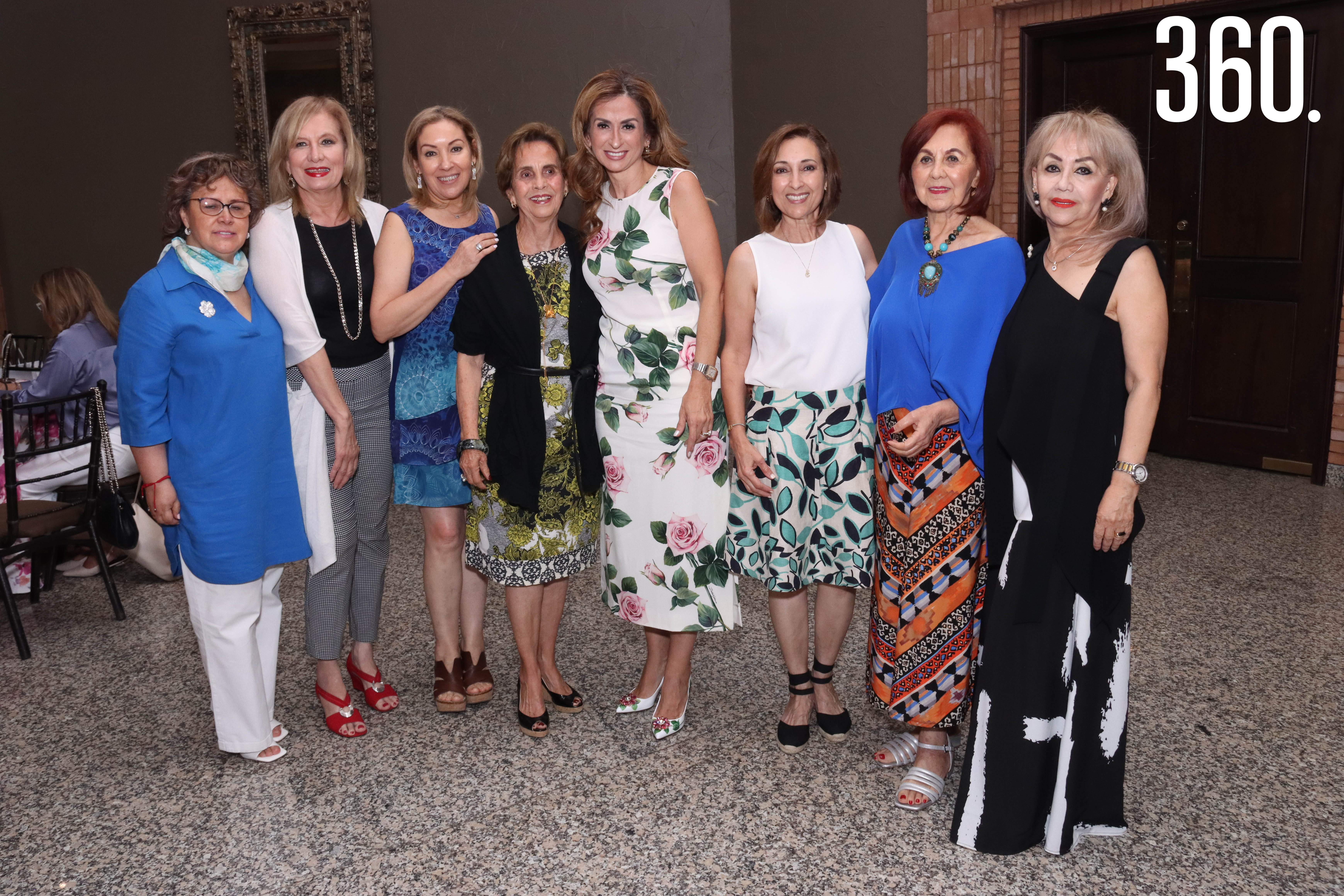 Pilar Sierra, Maricarmen Teran, Teré Colunga, Dorís Alanís, Nancy Richards, Eloína Lozano, Guadalupe Saade y Alma Rosa Valdés.