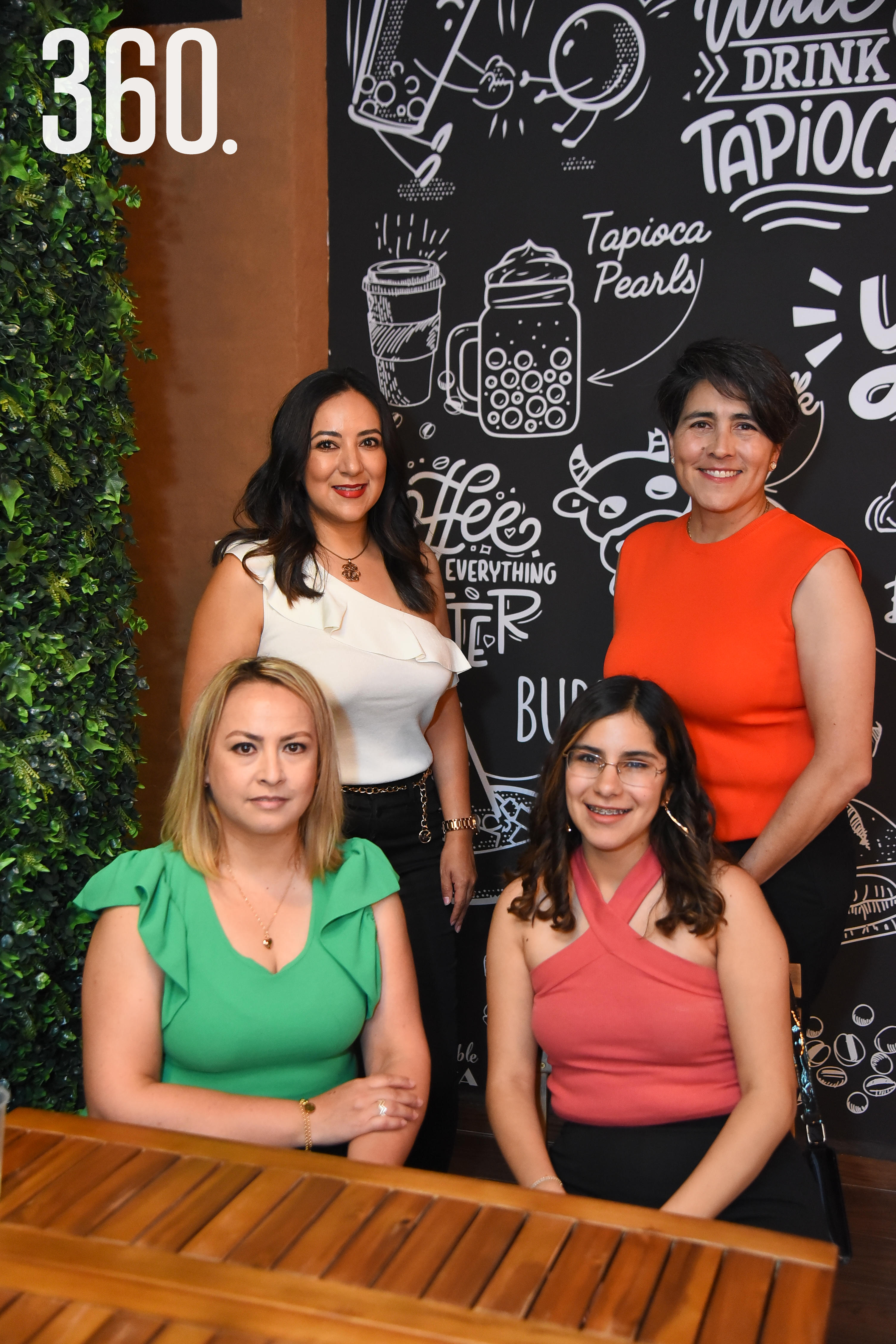Fabiola Santos Reyna, Ana Cecilia Derbez Saade, Rebeca Ruiz y Elisa Cortez.