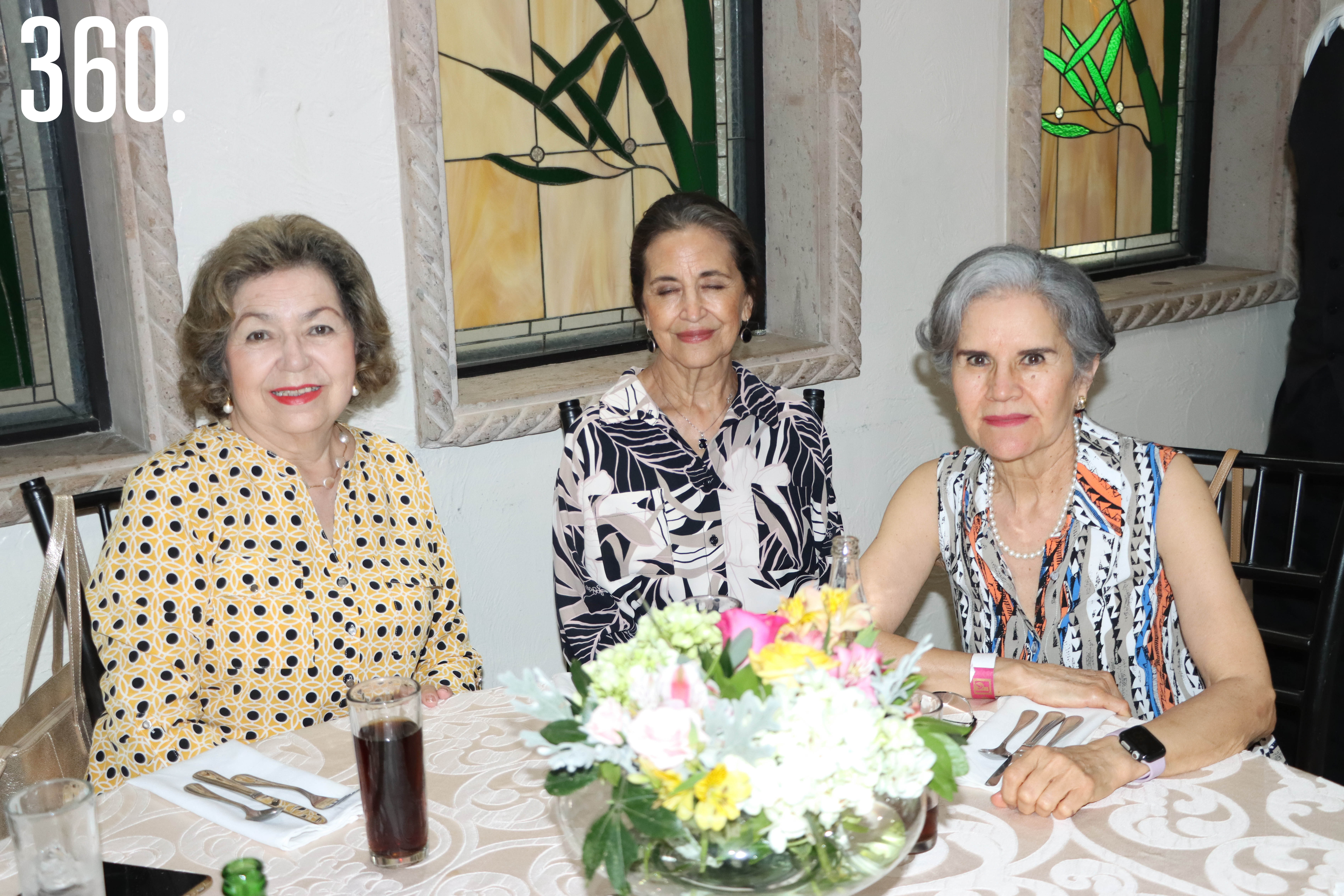 Honora Rodríguez, Norma Pedroza y Josefina de Cárdenas.