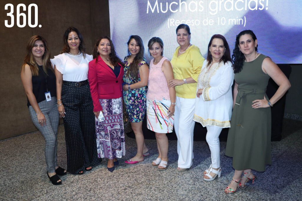 Esmeralda Garza, Ninfa Gómez, Rosy Anguiano, Goretty Méndez, Mónica Martínez, Cristina Calderón, Laura Infante y Champaca Treviño.