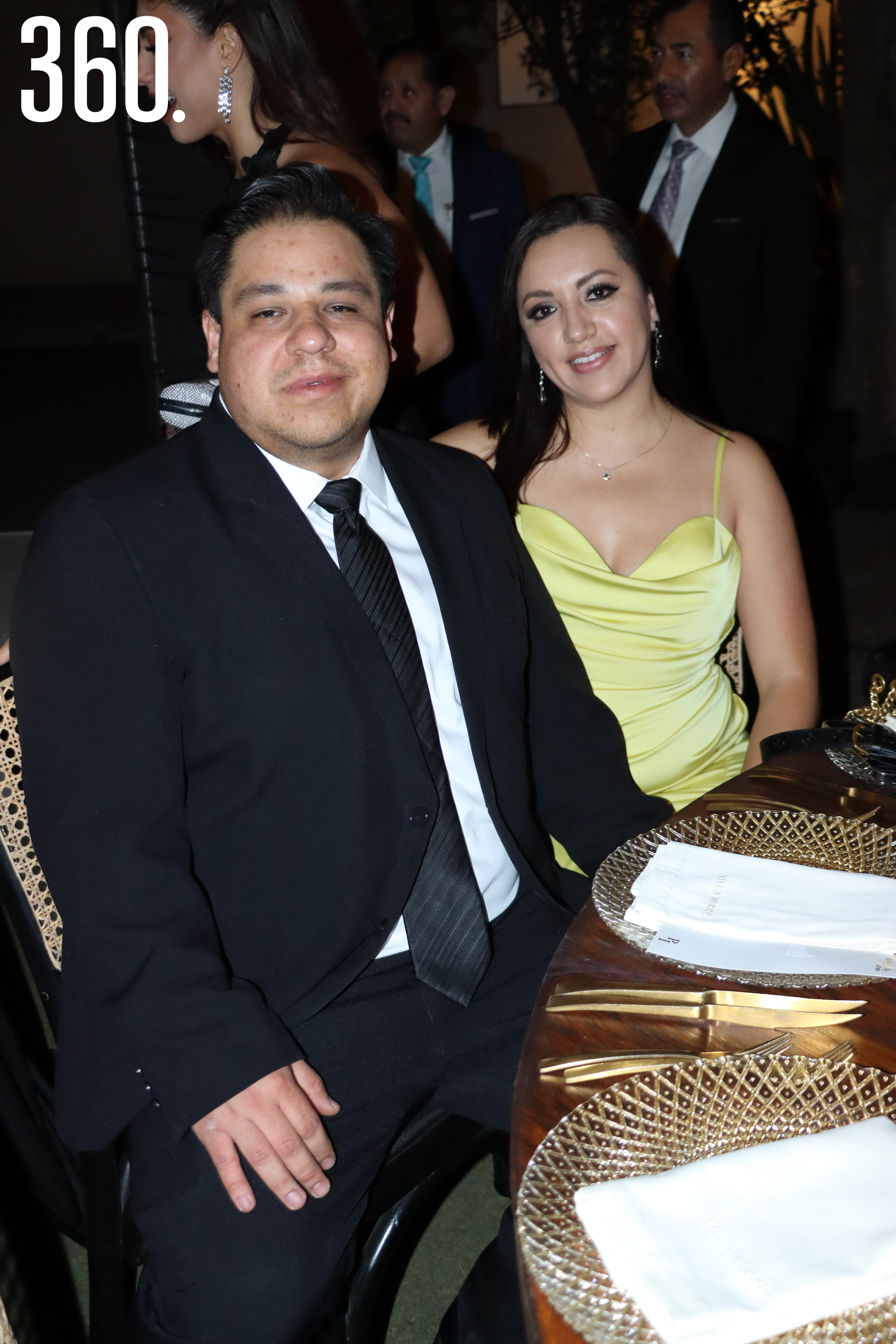 Gerardo Villarreal y Brenda Vallejo.