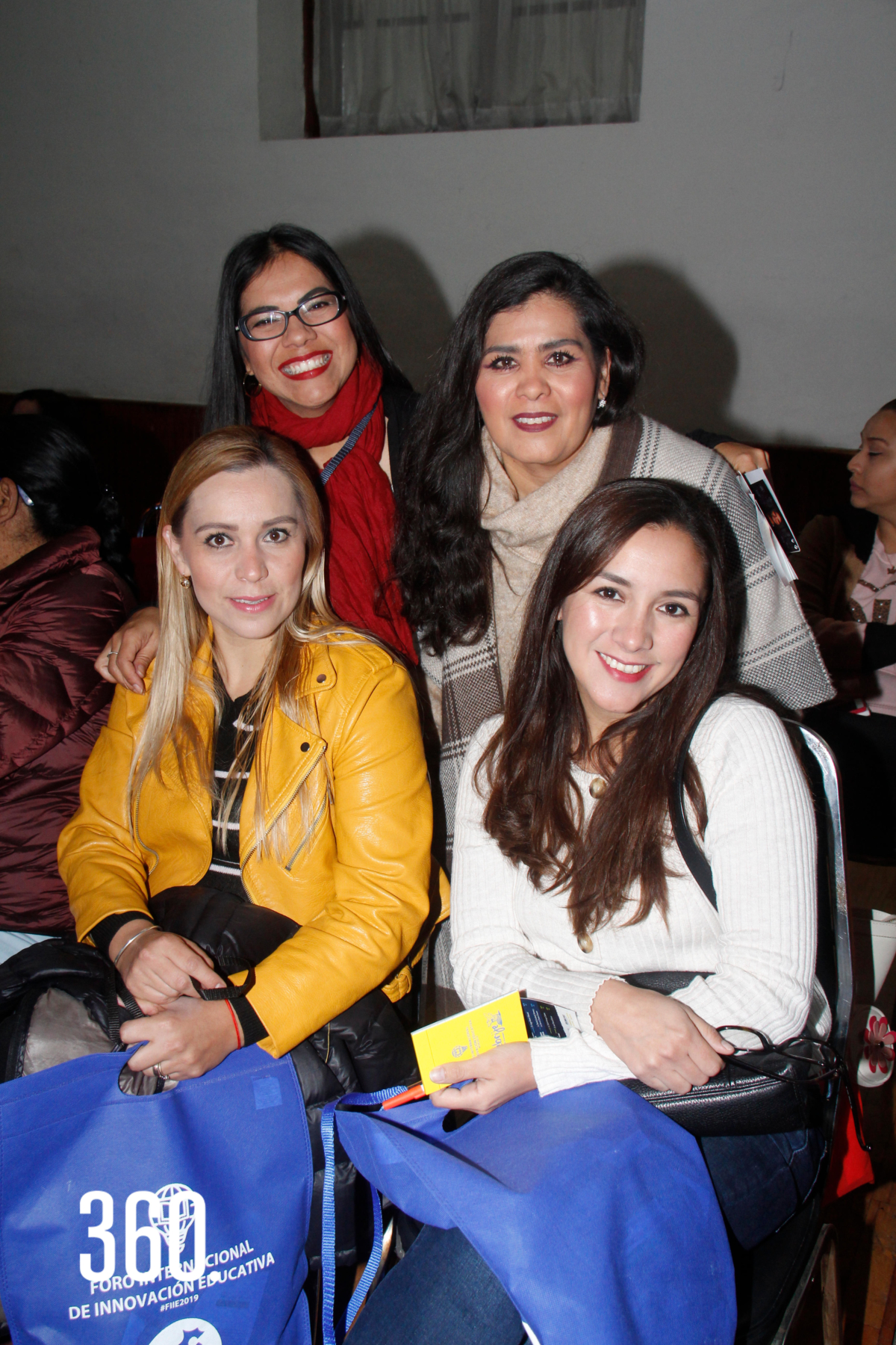 Gabriela Ávila, Elizabeth Ramos, Andrea Vallejo y Cristina Alvarado.