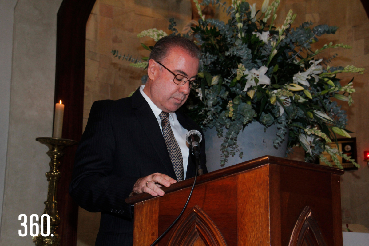 Héctor Miguel Cárdenas Aguirre participó con la primera lectura y el salmo responsorial en la misa de sus padres.