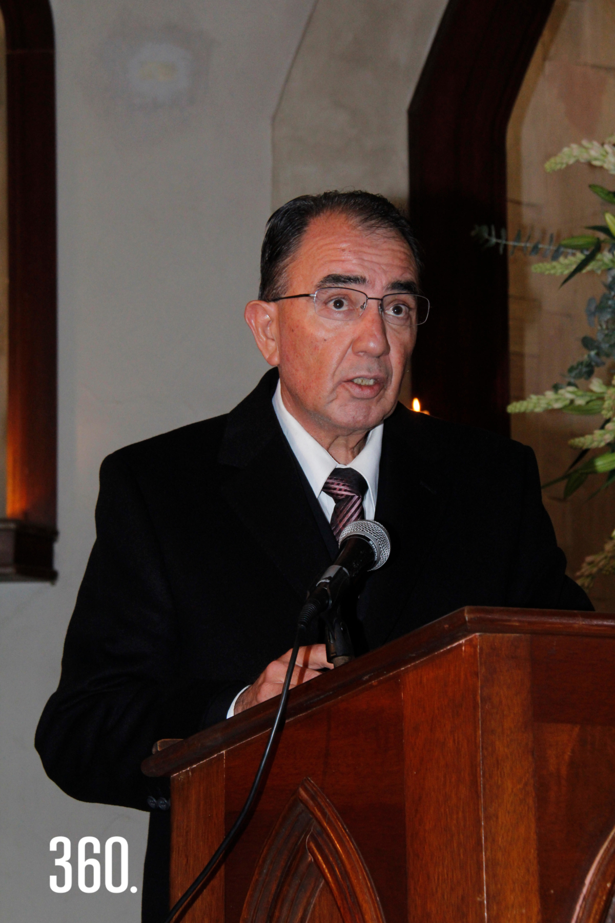 Ricardo Cárdenas Aguirre participó durante la misa con la segunda lectura.