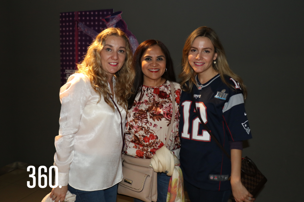 Sandra Reyes, Claudia Duque y Sandra López.